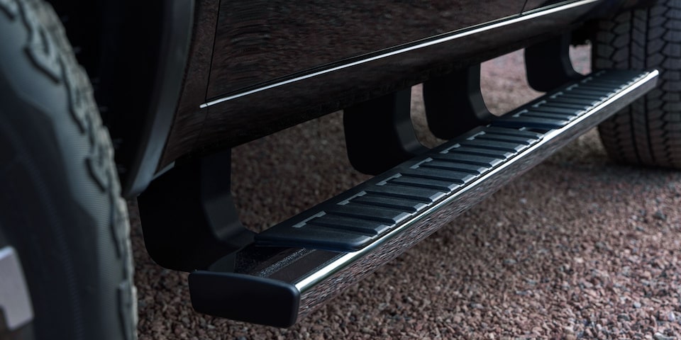 Close up view of the Assist Steps on the 2025 GMC Canyon Denali.