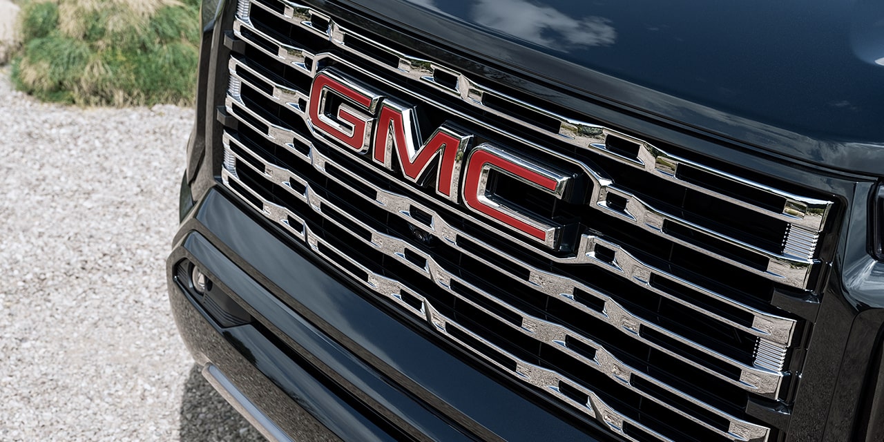 Vue rapprochée de la calandre du GMC Canyon Denali 2026.