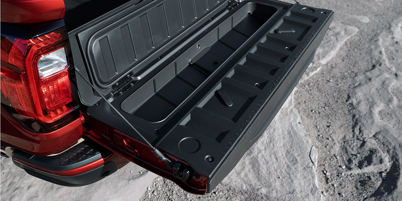 Vue rapprochée du hayon MultiStow du GMC Canyon Denali 2026.