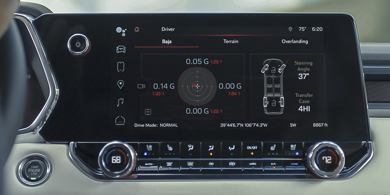 Des renseignements sur la performance hors route sont affichés sur l’écran du système d’infodivertissement du GMC Canyon Denali 2026.