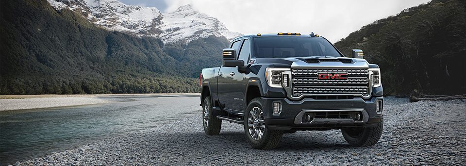 2022 GMC heavy-duty pickup trucks.