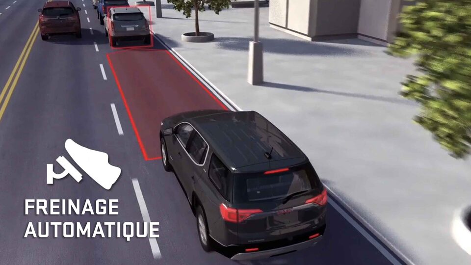 GMC Sierra HD 2023 : freinage d’urgence automatique.