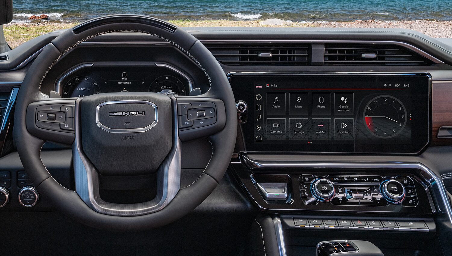 Interior View of the 2025 GMC Sierra 1500 Digital Display